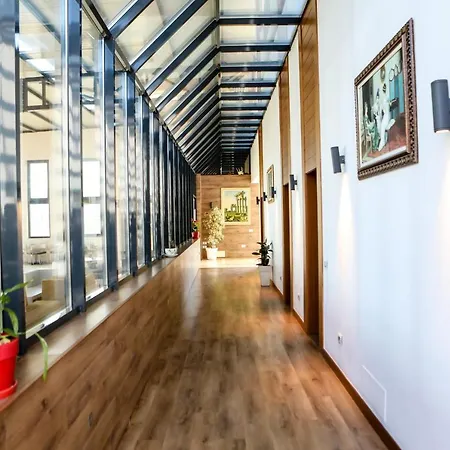 Golden Ring 4* Тирана